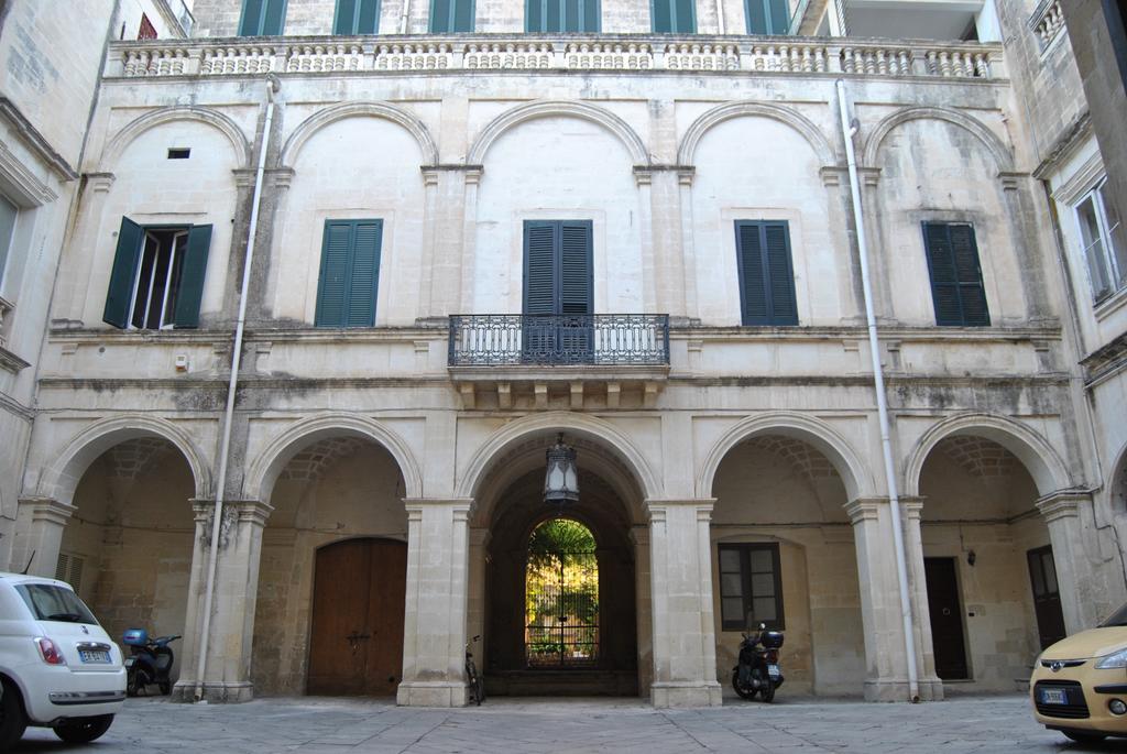 Garden Suite At Palazzo Famularo 레체 객실 사진